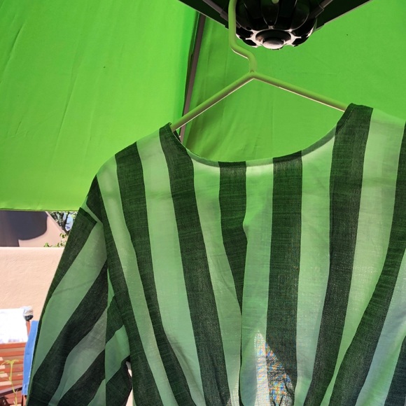 Crop top - Picture 4 of 4